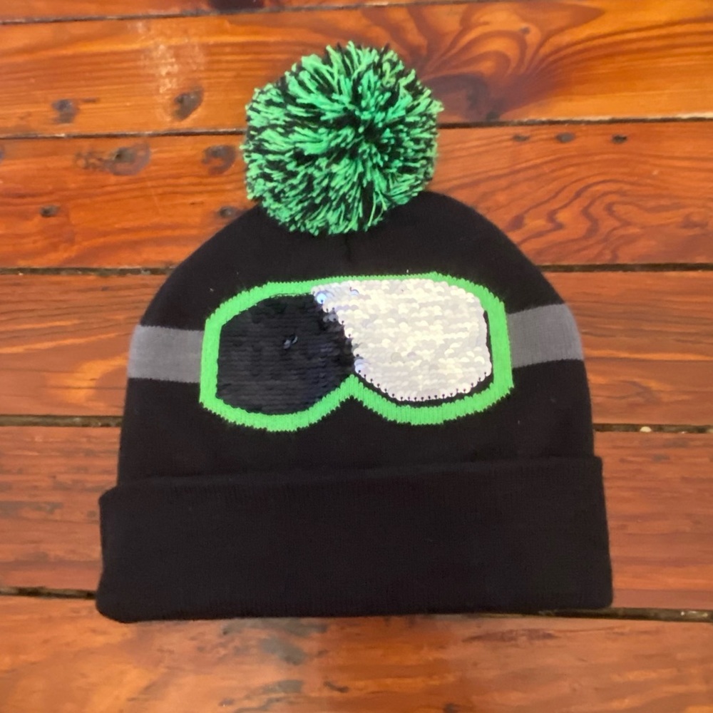 Black & Neon Green Toboggan With Color Changing Sequins Size Kids Large/XL